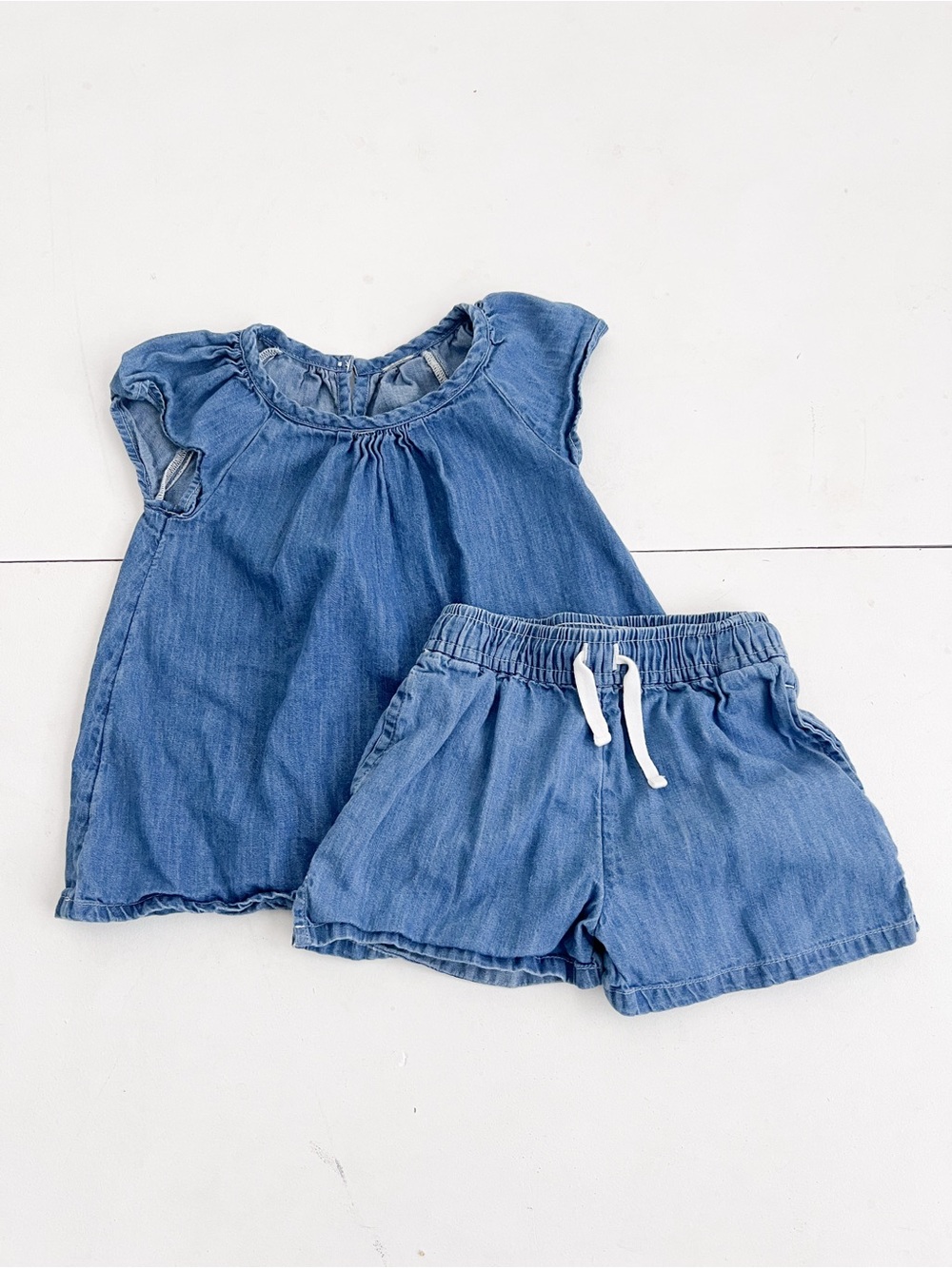 Primary Toddler Girls Blue Chambray Top and Shorts Set Size 2T